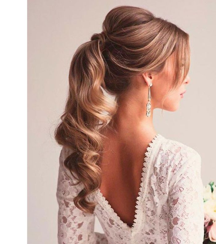تسريحات شعر مرفوعه ناعمه