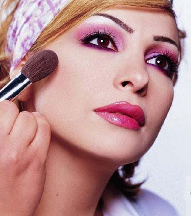 مكياج فوشي ناعم