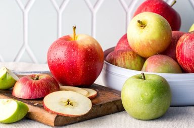 عدد السعرات الحرارية في التفاح وفوائده
