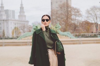 اطلالات تثبت ان الملابس باللون الزيتي رائعة على كل من تحب ان تكون مميزة