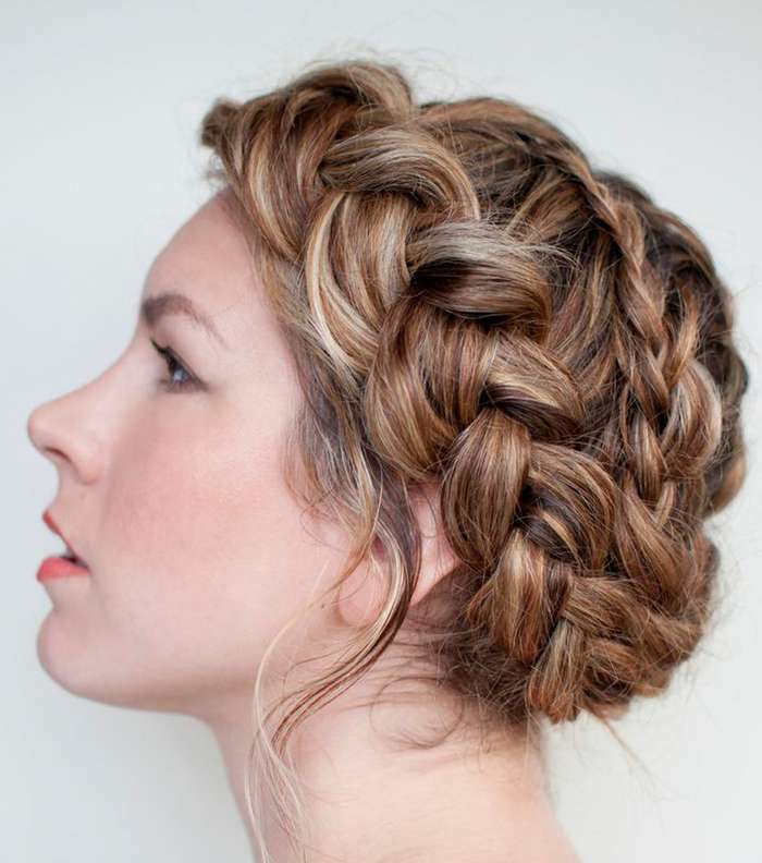 اختاري تسريحة سندريلا مع لمسة عصرية من هذه المجموعة