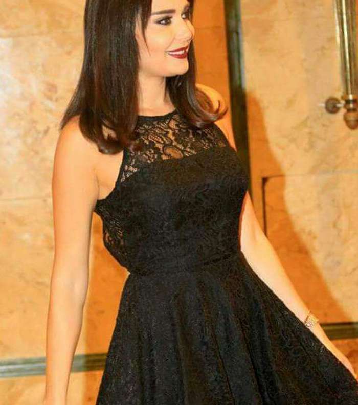 صور فستان سيرين عبد النور