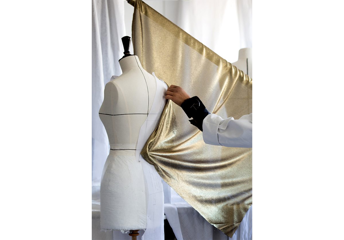 إليكِ بالصور، مراحل تصميم فستان Marion Cotillard لمهرجان كان السينمائي الدولي