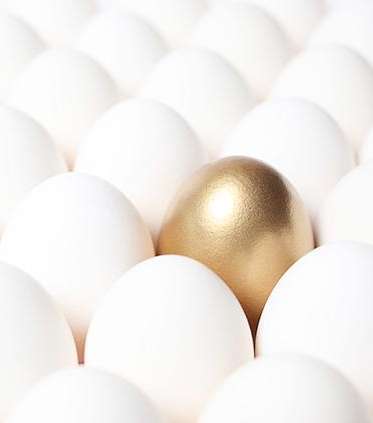 البيض لصحة الشعر