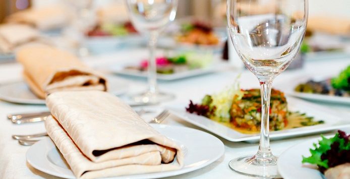 اتيكيت الطعام