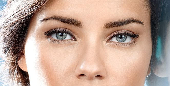 اتقني طريقه وضع المكياج الناعم