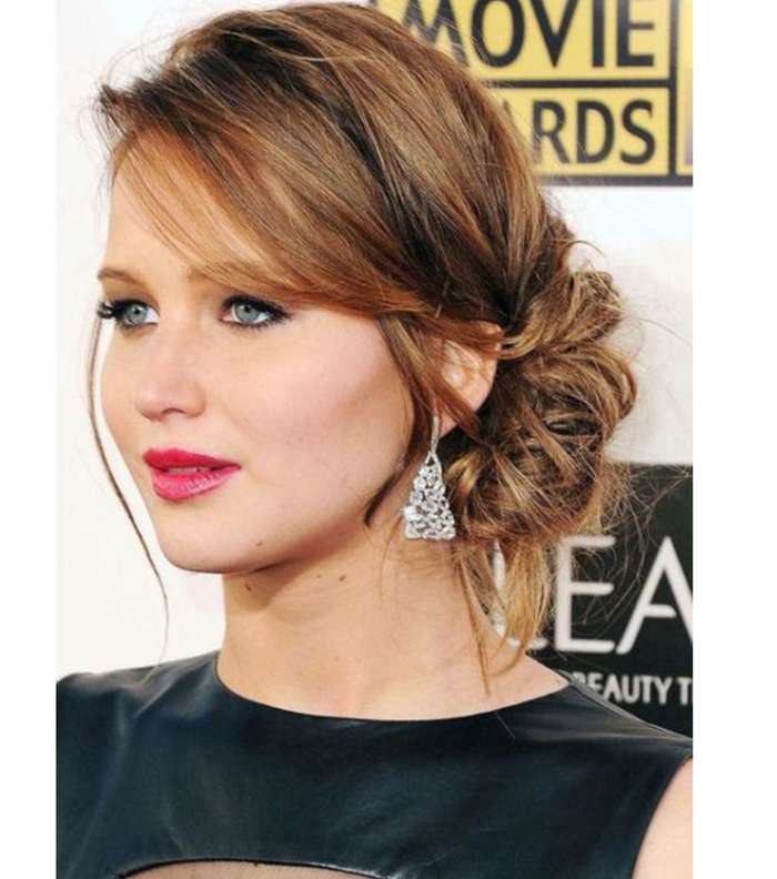 تسريحات شعر على جنب