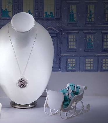 مجوهرات تيفاني بزينة العيد