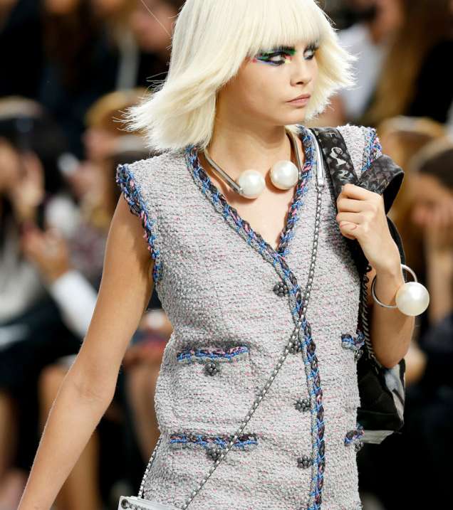 من أبرز الأكسسوارات لصيف 2014، قلادة CHANEL من اللؤلؤ