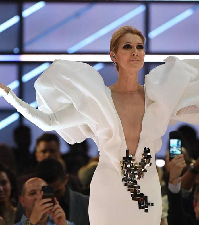 الفساتين الجريئة عنوان اطلالة النجمات في حفل Billboard Music Awards 2017