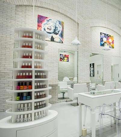 بالصور، زيارة ياسمينة إلى صالون SoH في دبي