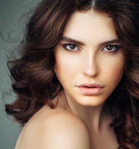 صبغة شعر بني داكن