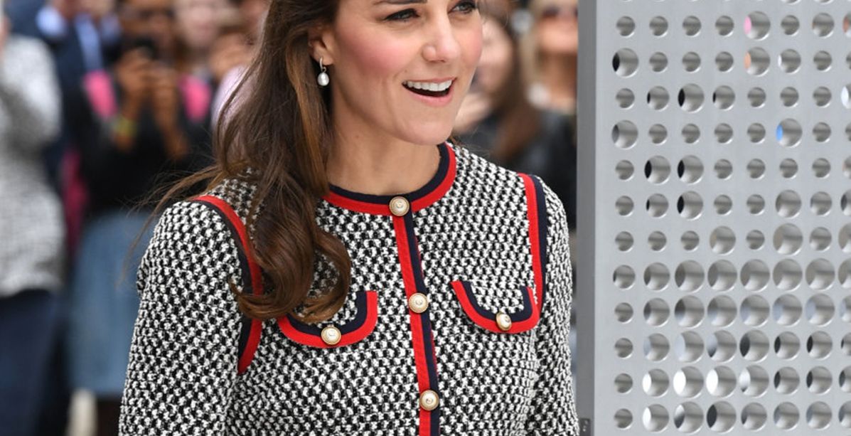 الملكات والنجمات يقلدن هذه المراة