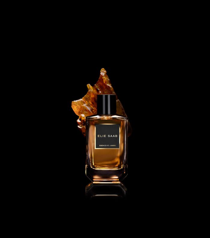 عطر إيلي صعب الجديد برائحة العنبر