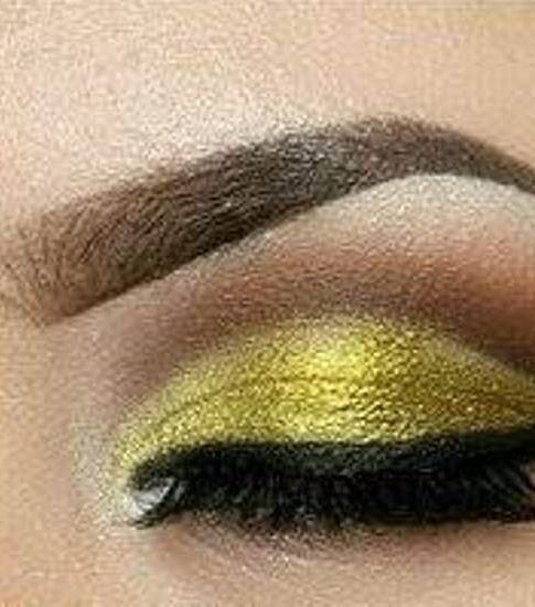 خطوات مكياج اصفر سهله