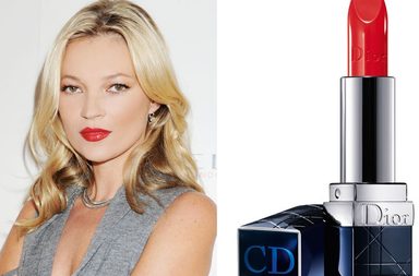 أحمر شفاه أحمر يناسب عمركِ