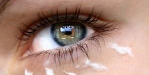 أفضل عشر نصائح للتخلص من الهالات السوداء حول العين