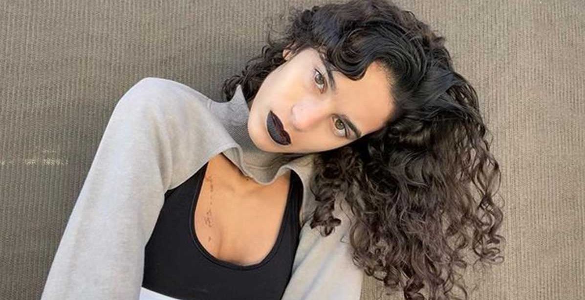 عارضة ازياء سعودية تشارك في اسبوع الموضة في نيويورك