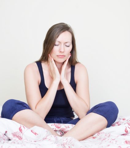 ما هي اعراض التهاب الحلق | عوارض أوجاع الحلق