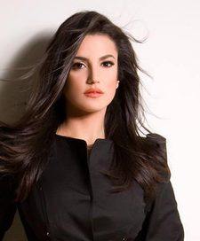 كل ما تريدين معرفته من اخبار ومعلومات وصور ووثائق عن  درة التونسية