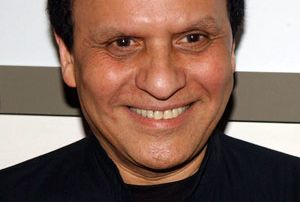 المصمّم التونسي عزّ الدين عليّة