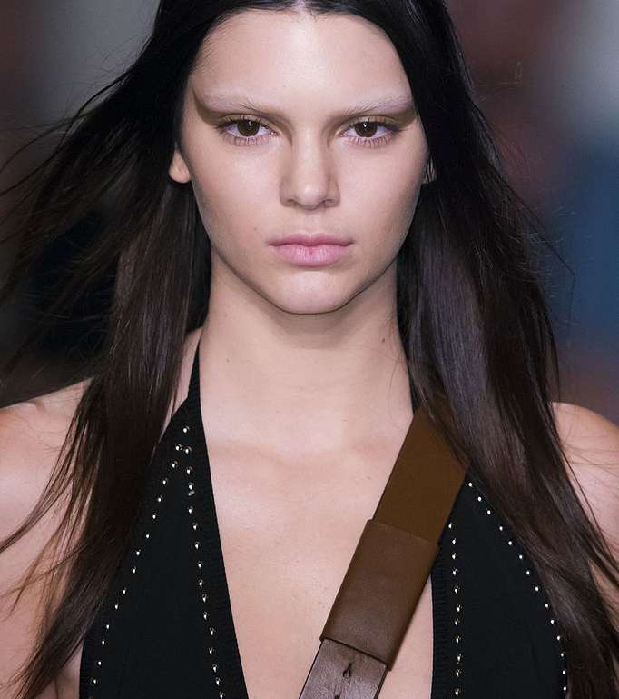 ظلال العيون البنية مع Givenchy 