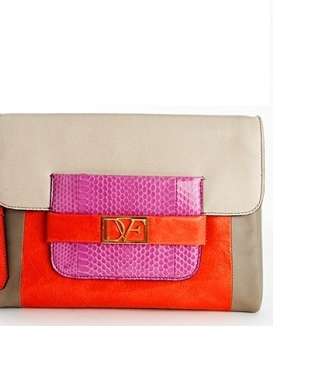 حقائب مميّزة من DVF