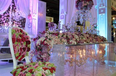 بالصور، ياسمينة تحضر معرض العروس دبي 2015