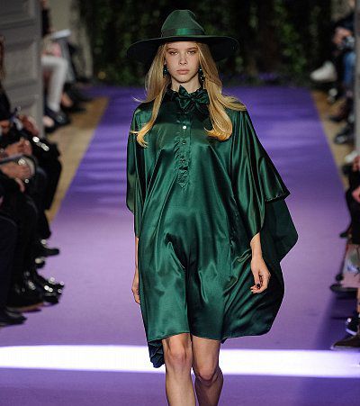 الفستان الأخضر من مجموعة  Alexis Mabille