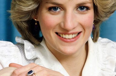 الاميرة اليزابيث لم تكن راضية عن خاتم خطوبة الليدي ديانا وأسبابها منطقية!