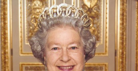 الملكة إليزابيت تحتفل باليوبيل الماسي لتولّيها العرش