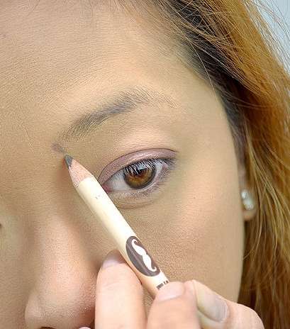 صور رسم الحواجب