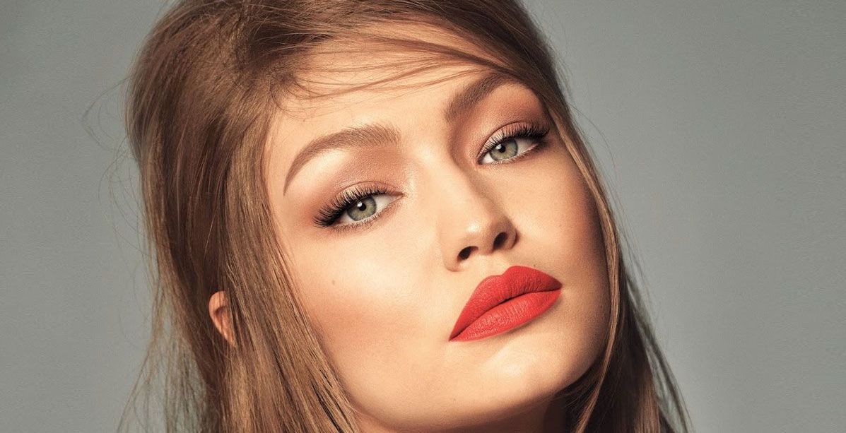 حيلة ذكية لتكبير الشفاه لا تتخلى عنها جيجي حديد