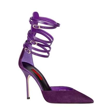 من كارولينا هيريرا، اختاري أجمل الأحذية لشتاء 2012