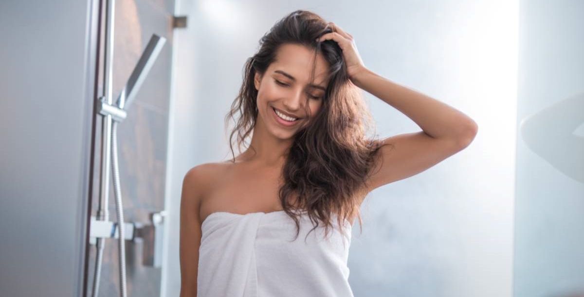 افضل مرطب للشعر بعد الاستحمام