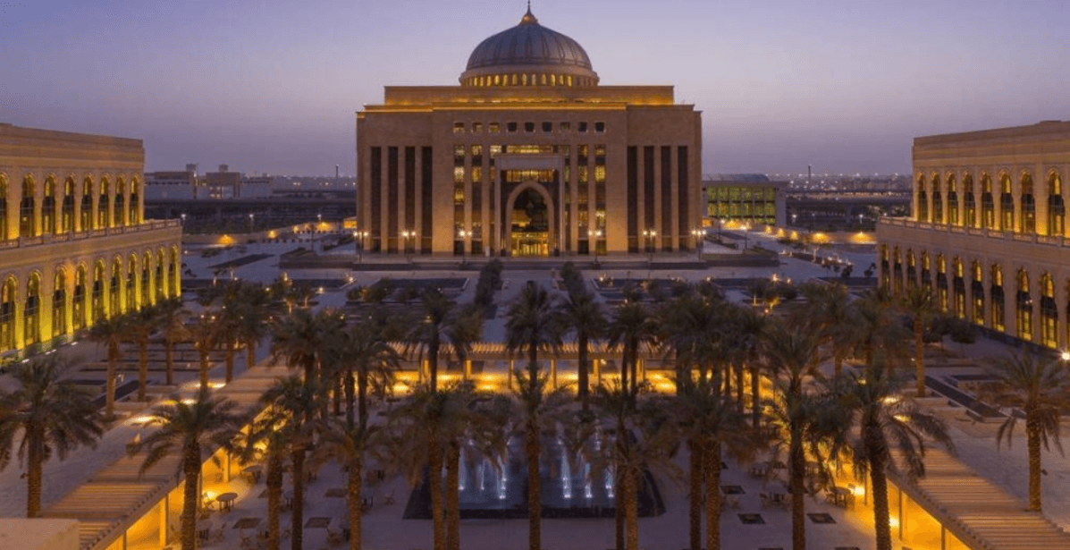 جامعة الأميرة نورة تطلق برنامجًا تدريبيًّا مهنيًّا في مجال التجميل 
