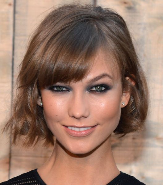 ماكياج السموكي الساحر مع كارلي كلوس 