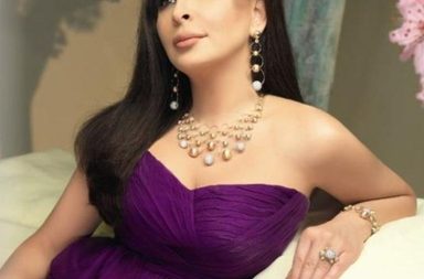 اليسا في اعلان لازوردي