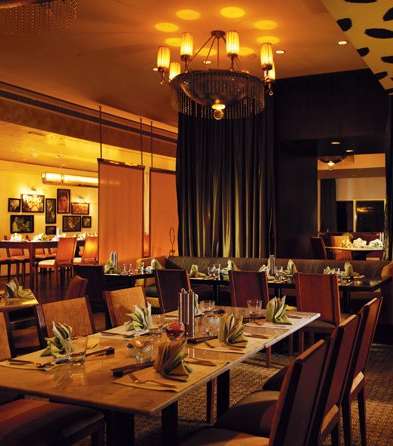 مطعم تياترو في فندق روتانا