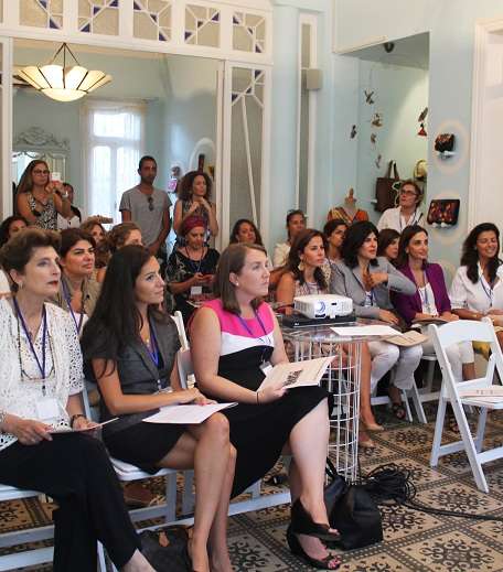 خلال الندوة