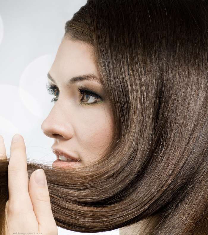 صبغ الشعر الأبيض بالحنة | خلطة صبغ الشعر باللون البني