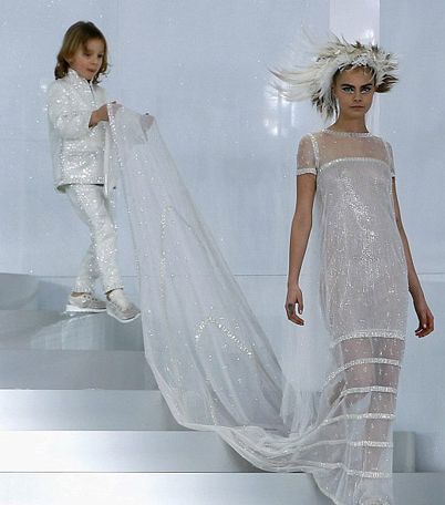 صور فساتين زفاف من اسبوع الهوت كوتور في باريس لصيف 2014 