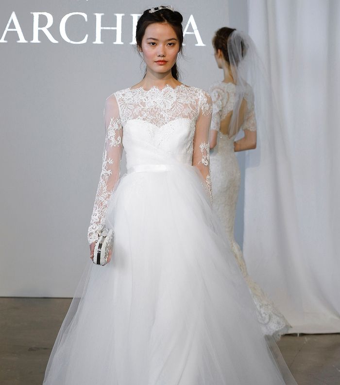 Marchesa...فساتين بسحر الأنوثة