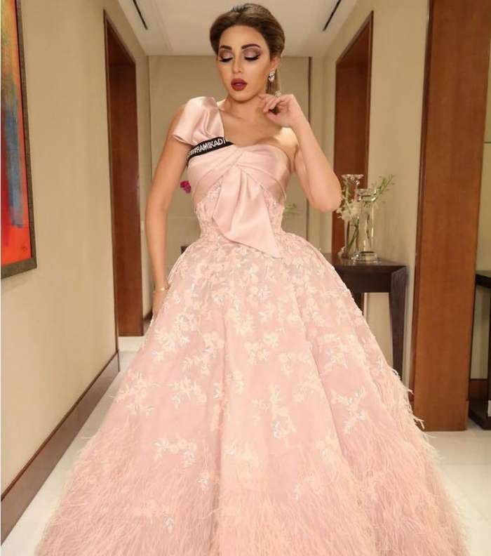 صور اروع فساتين ميريام فارس 2018