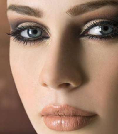 مكياج الالوان البونزية هادئ وجذاب