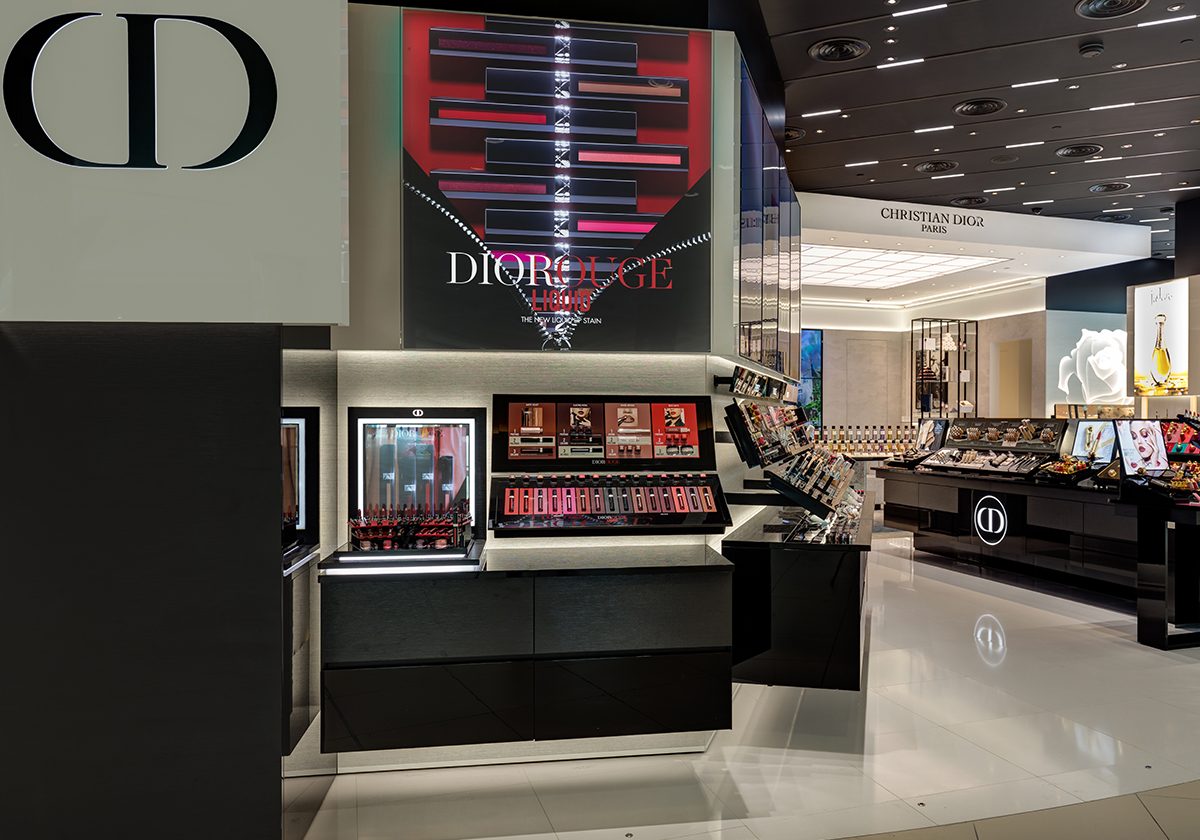  افتتاح معرض جديد للعطور ومستحضرات التجميل من Dior