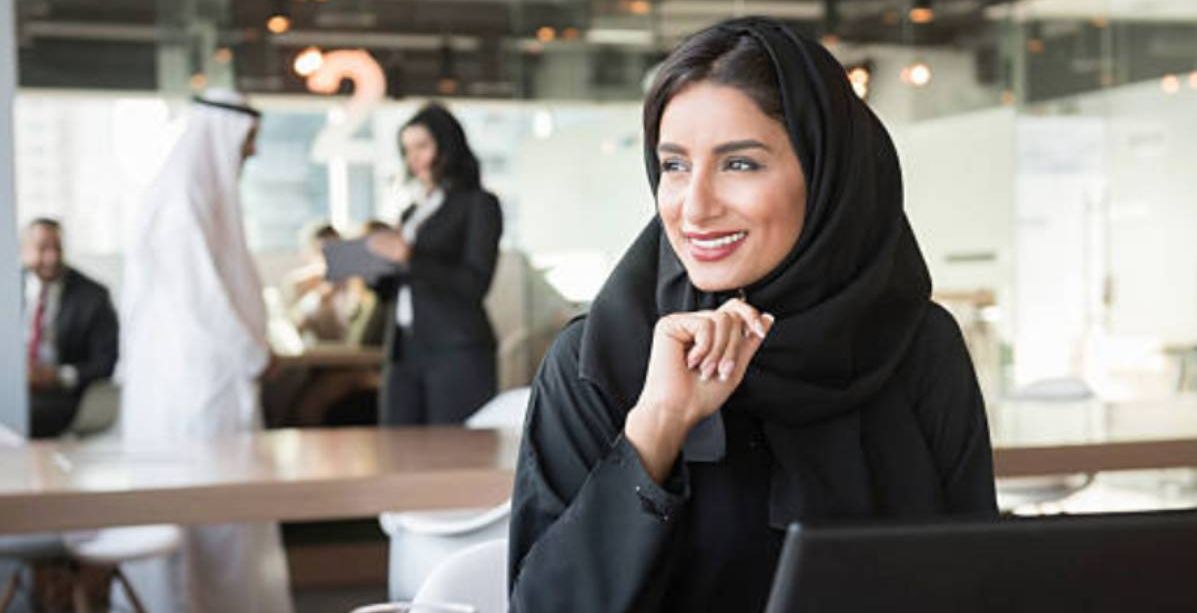 صفات العمل