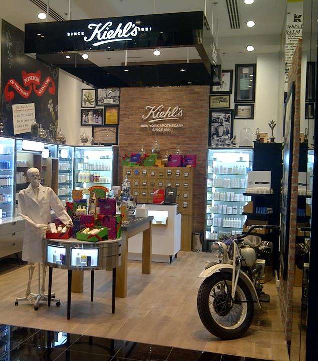 متجر Kiehl's في Bloomingdales