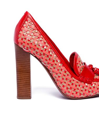 أجمل موديلات الأحذية من Tory Burch لربيع 2013