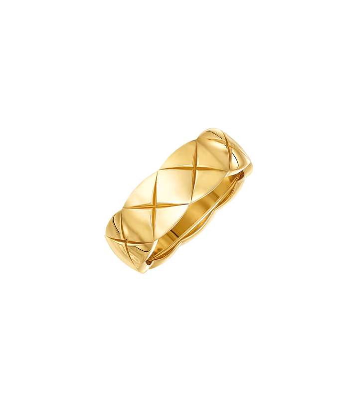 خاتم من الذهب الاصفر من CHANEL من مجموعة COCO Crush الجديدة